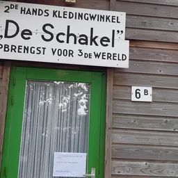 Kringloopwinkel Kringloopwinkel Schakel Tweedehands Kleding De in Malden