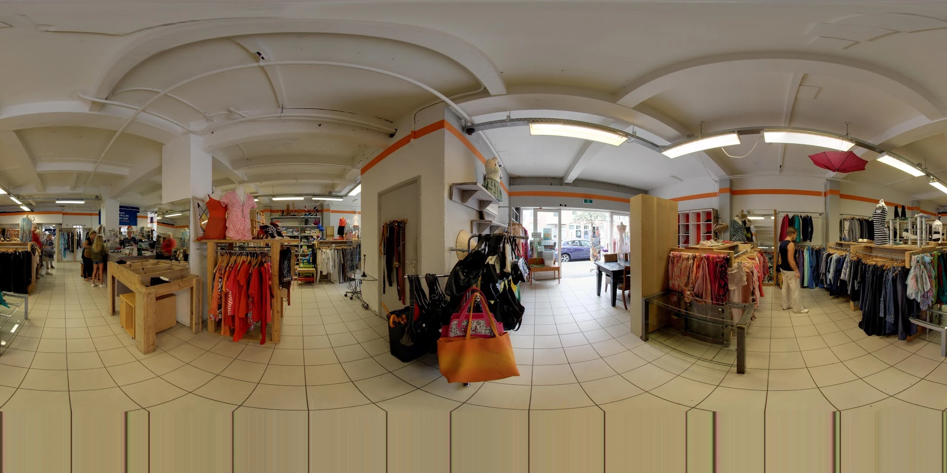 Kringloopwinkel Schroeder Kringloop Holland Fahrenheitstraat in Den Haag