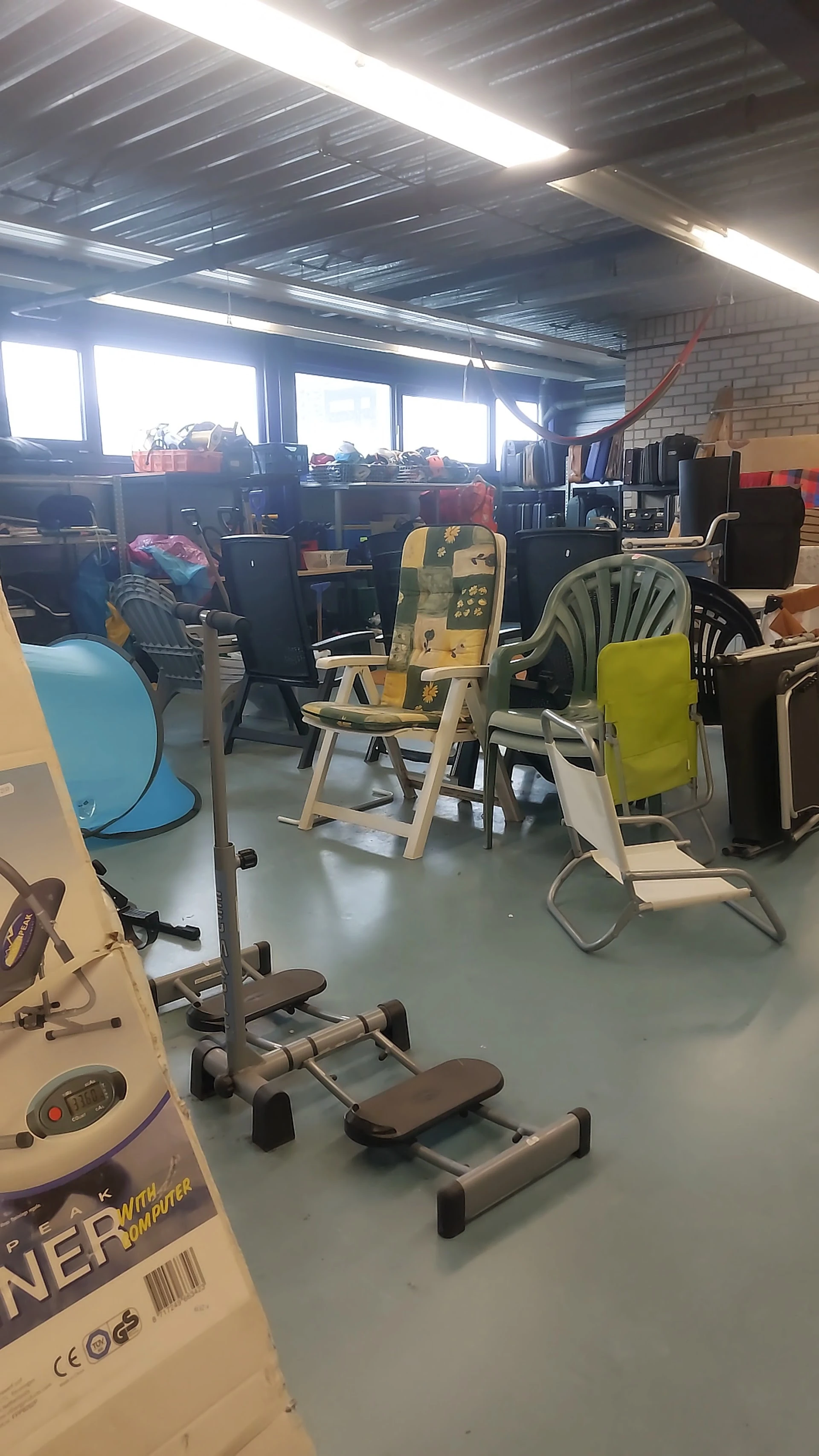 Kringloopwinkel Schroeder Kringloop Kerketuinenweg in Den Haag