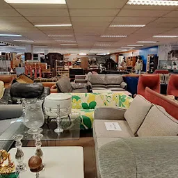 Bezoeker foto van Schroeder Kringloop Loosduinsekade in Den Haag