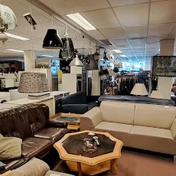 Bezoeker foto van Schroeder Kringloop Loosduinsekade in Den Haag