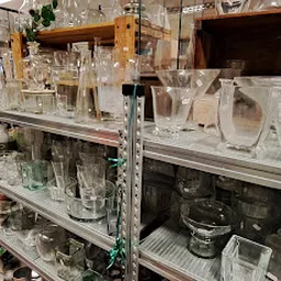 Bezoeker foto van Schroeder Kringloop Loosduinsekade in Den Haag