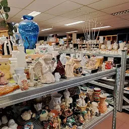 Bezoeker foto van Schroeder Kringloop Loosduinsekade in Den Haag