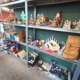 Bezoeker foto van Schroeder Kringloop Westduinweg in Den Haag