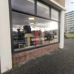 Bezoeker foto van Schroeder Kringloop Westduinweg in Den Haag