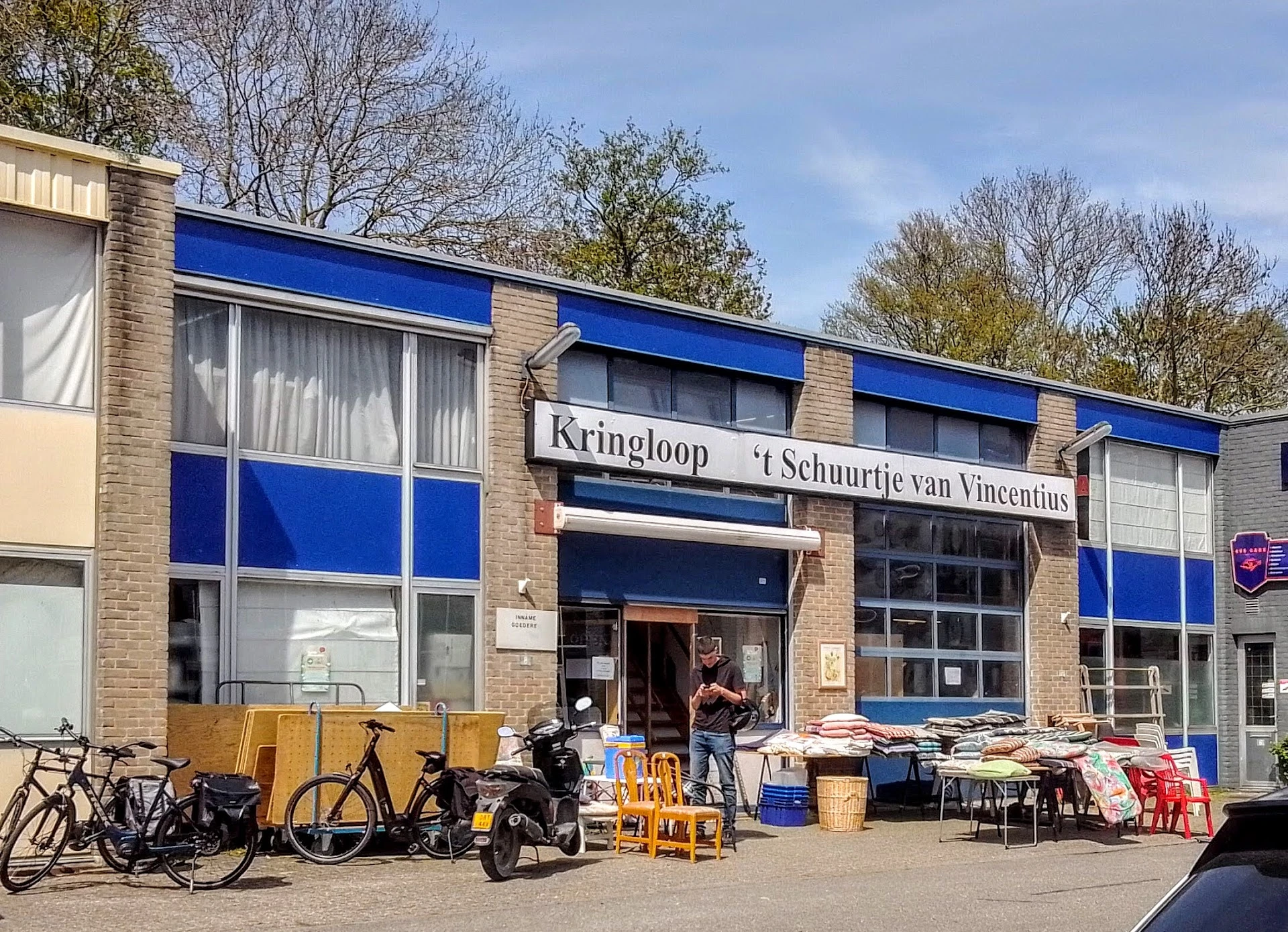 Kringloopwinkel Kringloopwinkel Schuurtje van Vincentius in Zoetermeer
