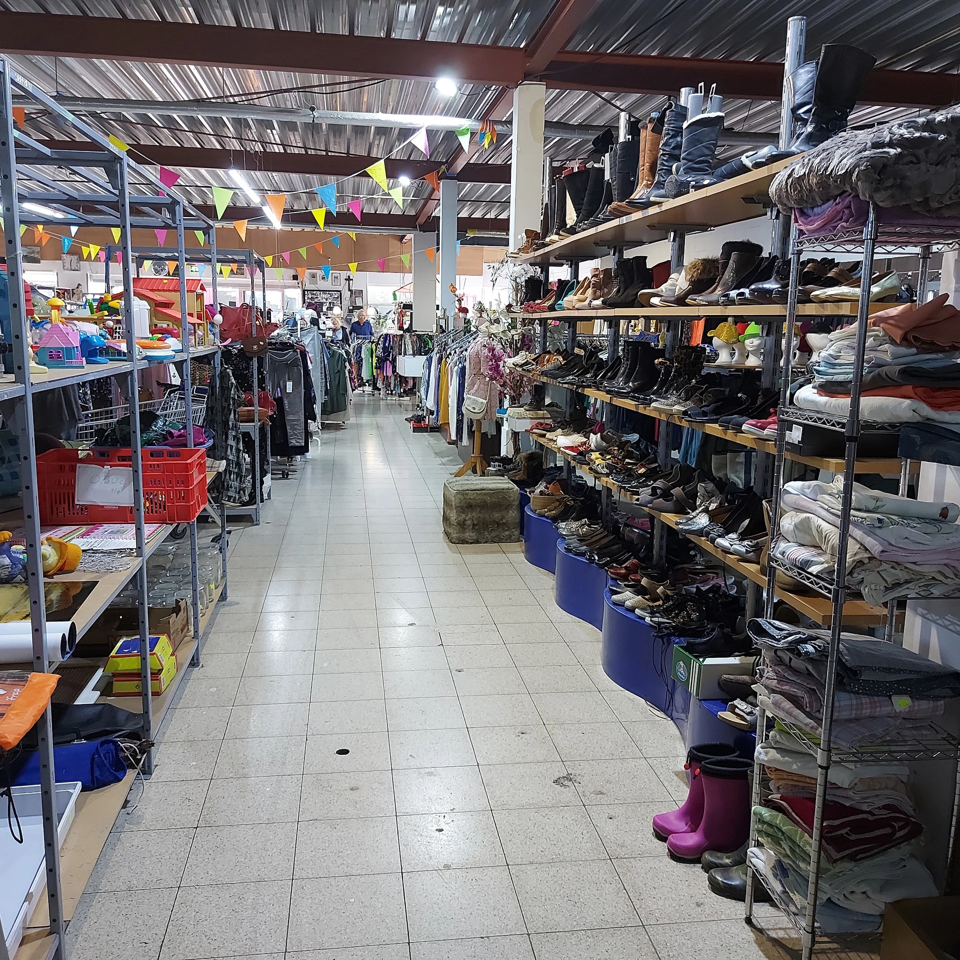 Bezoeker foto van Kringloopwinkel Second Hand Gennep in Gennep