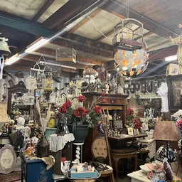 Bezoeker foto van Kringloopwinkel Second Hand Life Store in Spaubeek