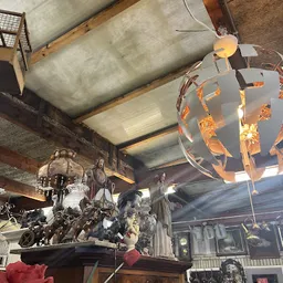 Bezoeker foto van Kringloopwinkel Second Hand Life Store in Spaubeek