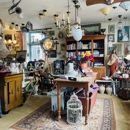 Bezoeker foto van Kringloopwinkel Second Life Brocante - Verlichting - Boeken in Gaanderen