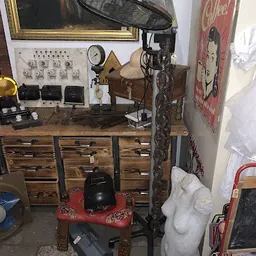 Bezoeker foto van Kringloopwinkel Second Life Brocante - Verlichting - Boeken in Gaanderen