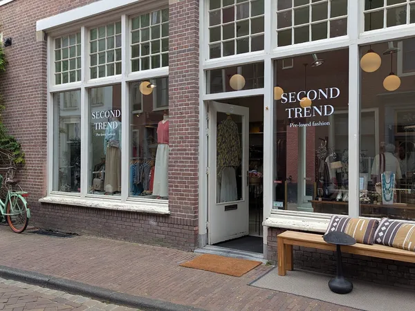 Kringloopwinkel Second Trend in Leiden
