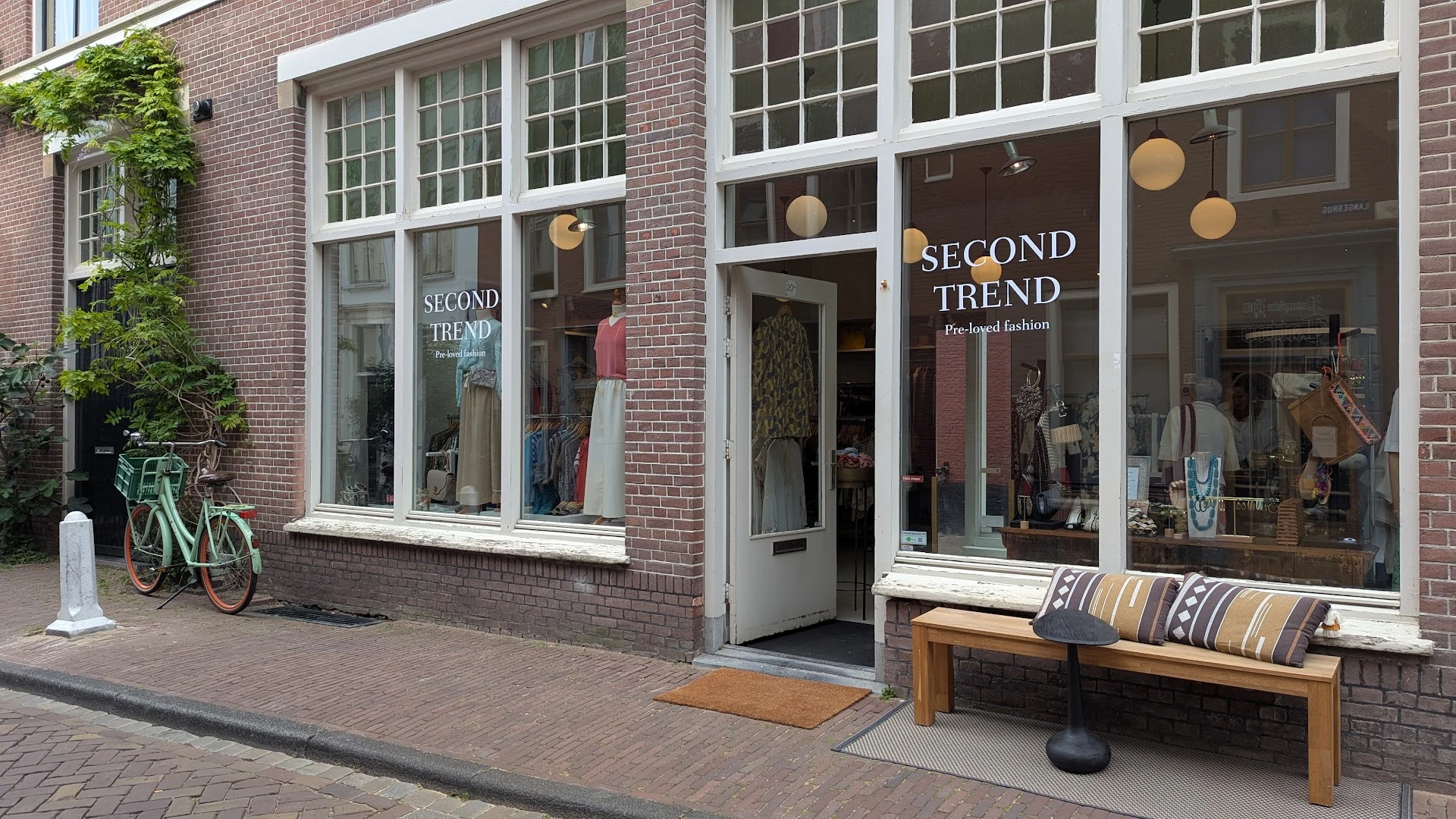 Kringloopwinkel Second Trend in Leiden