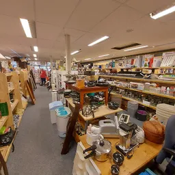 Bezoeker foto van Kringloopwinkel Sneupershonk in Haulerwijk