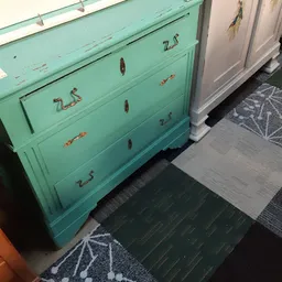 Bezoeker foto van Kringloopwinkel Snuffelhoeve in Koudekerke