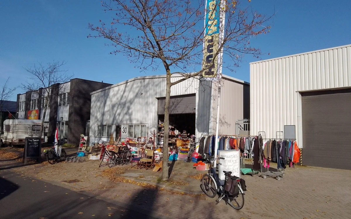 Kringloopwinkel Kringloopwinkel Snuffelloods in Katwijk aan Zee