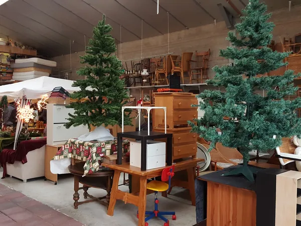 Kringloopwinkel Kringloopwinkel Snuffelloods in Rockanje