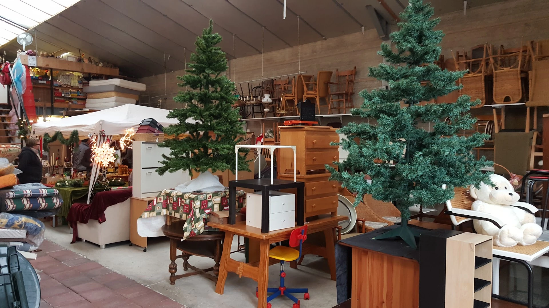 Kringloopwinkel Kringloopwinkel Snuffelloods in Rockanje