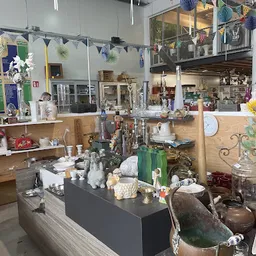 Bezoeker foto van Kringloopwinkel Snuffelmug in Heemstede