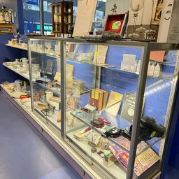 Bezoeker foto van Snuffelmug Kringloopwarenhuis in Haarlem