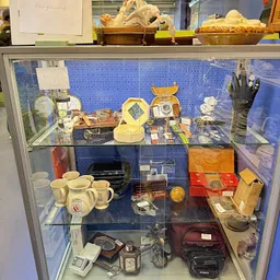 Bezoeker foto van Snuffelmug Kringloopwarenhuis in Haarlem