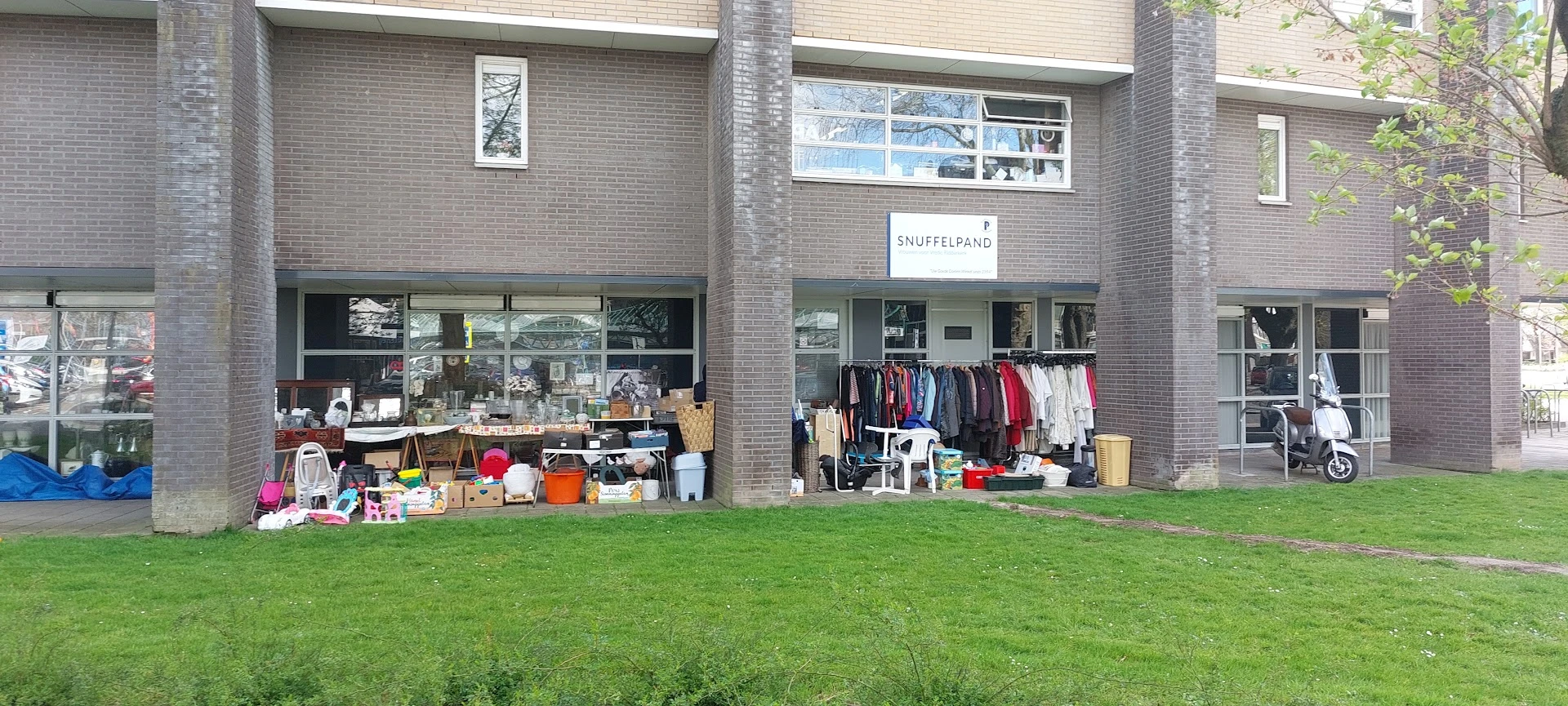 Kringloopwinkel Kringloopwinkel á¹ nuffelpand in Ridderkerk