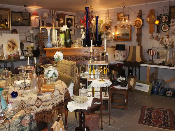 Kringloopwinkel Kringloopwinkel Snuffelschuur Alles Wisselt in Ooltgensplaat