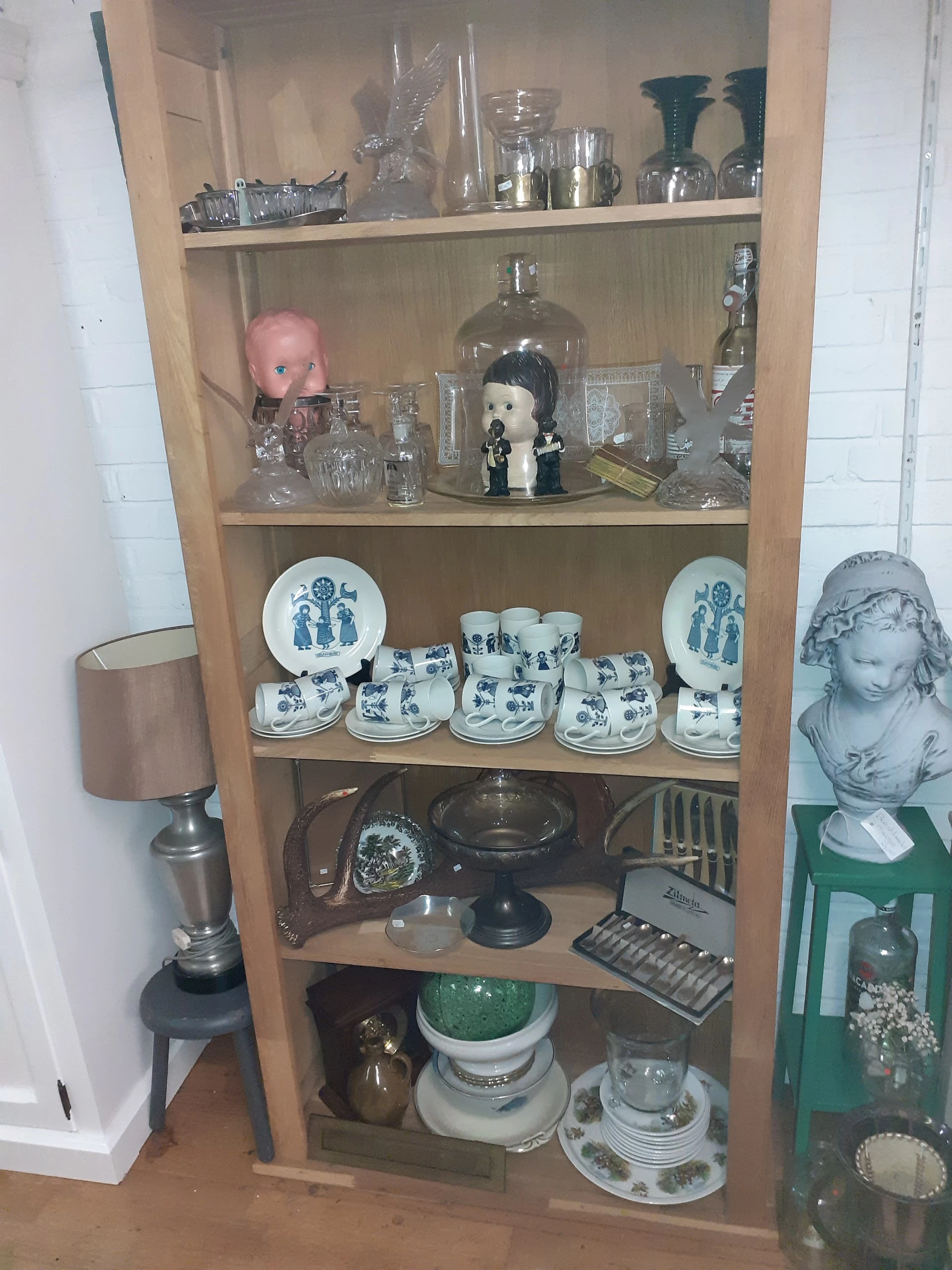 Kringloopwinkel Kringloopwinkel snuffelschuur in Doorwerth