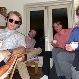 Bezoeker foto van Kringloopwinkel Snuffelschuur Enumatil in Enumatil