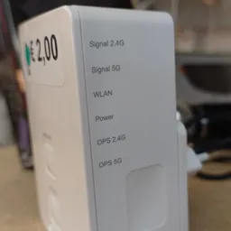 Schermafdruk met statusindicatoren voor signaal, wifi en stroomvoorziening