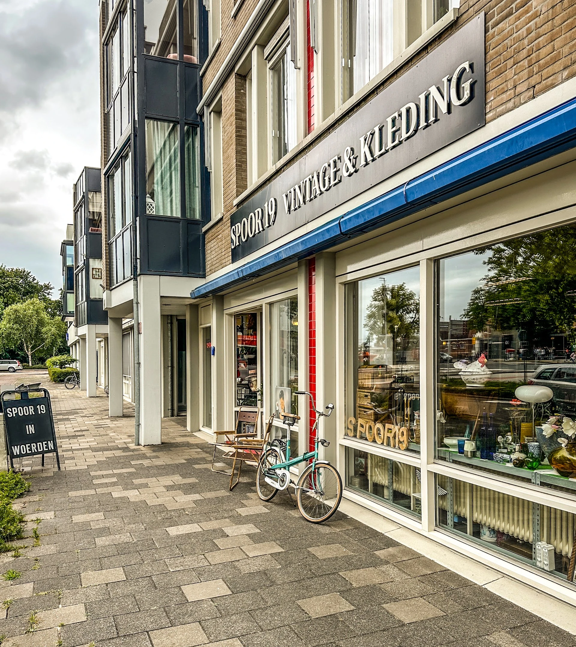 Kringloopwinkel Kringloopwinkel Spoor19 Vintage & Kleding in Woerden