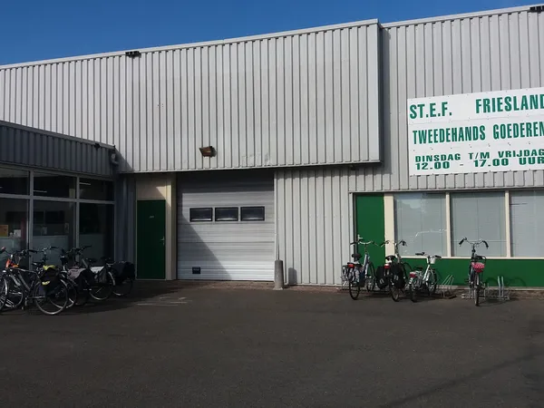 Kringloopwinkel Kringloopwinkel ST.E.F. Friesland in Leeuwarden