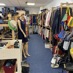 Bezoeker foto van Kringloopwinkel St. Woord en Daad in Harderwijk