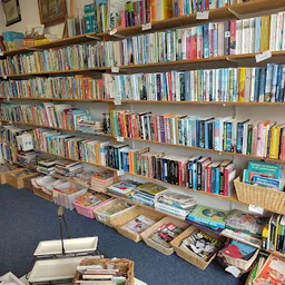 Bezoeker foto van Kringloopwinkel St. Woord en Daad in Harderwijk