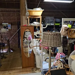 Kringloopwinkel Kringloopwinkel St. Woord en Daad in Noordeloos