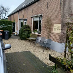 Bezoeker foto van Kringloopwinkel St. Woord en Daad in Noordeloos