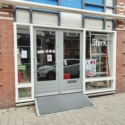 Kringloopwinkel Kringloopwinkel SterK - duurzaam & sociaal in Den Haag