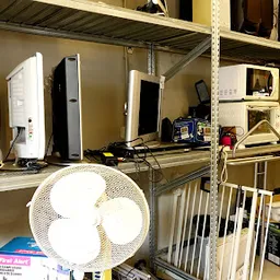 Bezoeker foto van Kringloopwinkel SterK - duurzaam & sociaal in Den Haag