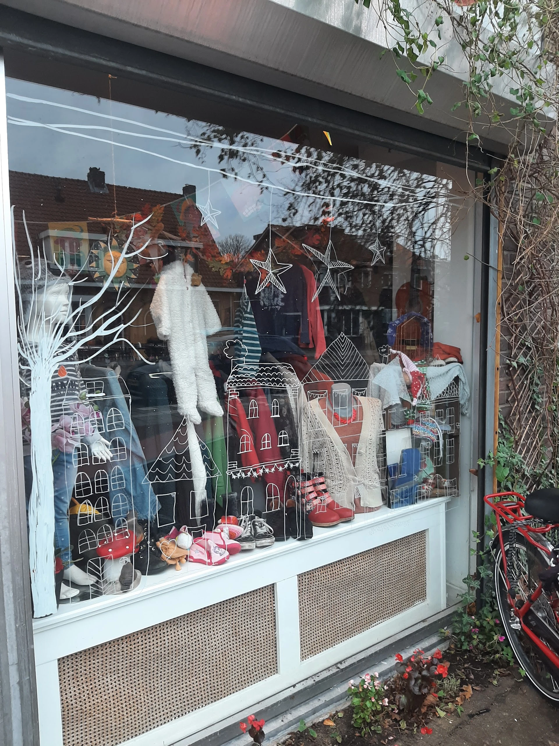 Kringloopwinkel Kringloopwinkel Stg Leger Des Heils Welz- En Gezondheidsz in Nijmegen