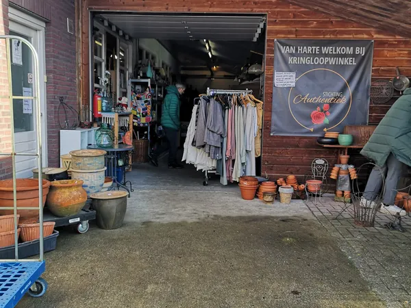 Kringloopwinkel Kringloopwinkel Stichting Authentiek in Horst