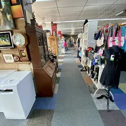 Bezoeker foto van Kringloopwinkel Stichting De Kringloper in Steenbergen