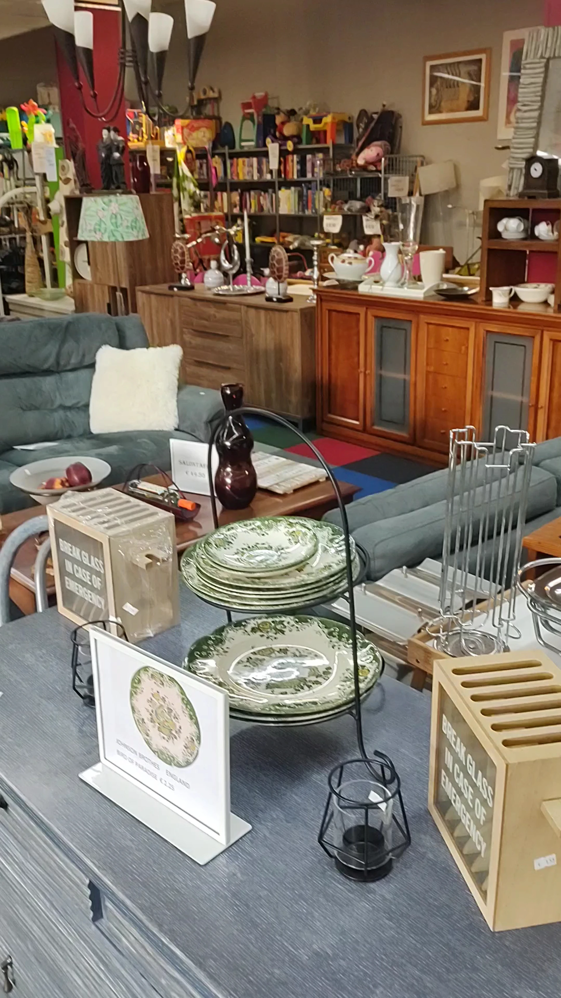 Kringloopwinkel Kringloopwinkel Stichting De Kringloper in Steenbergen