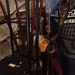 Bezoeker foto van Kringloopwinkel Stichting De Majum in Rotterdam