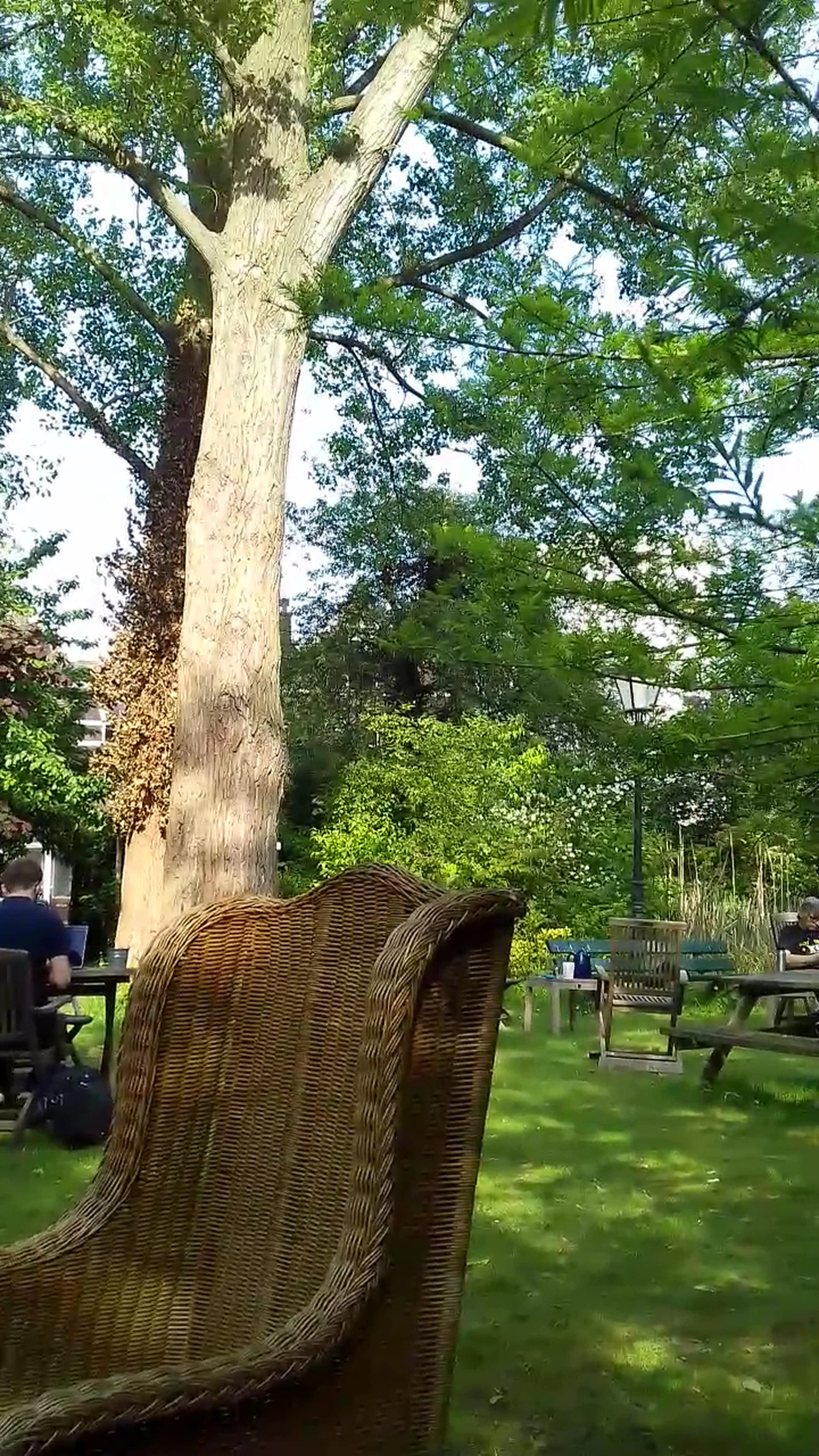 Kringloopwinkel Kringloopwinkel Stichting De Majum in Rotterdam