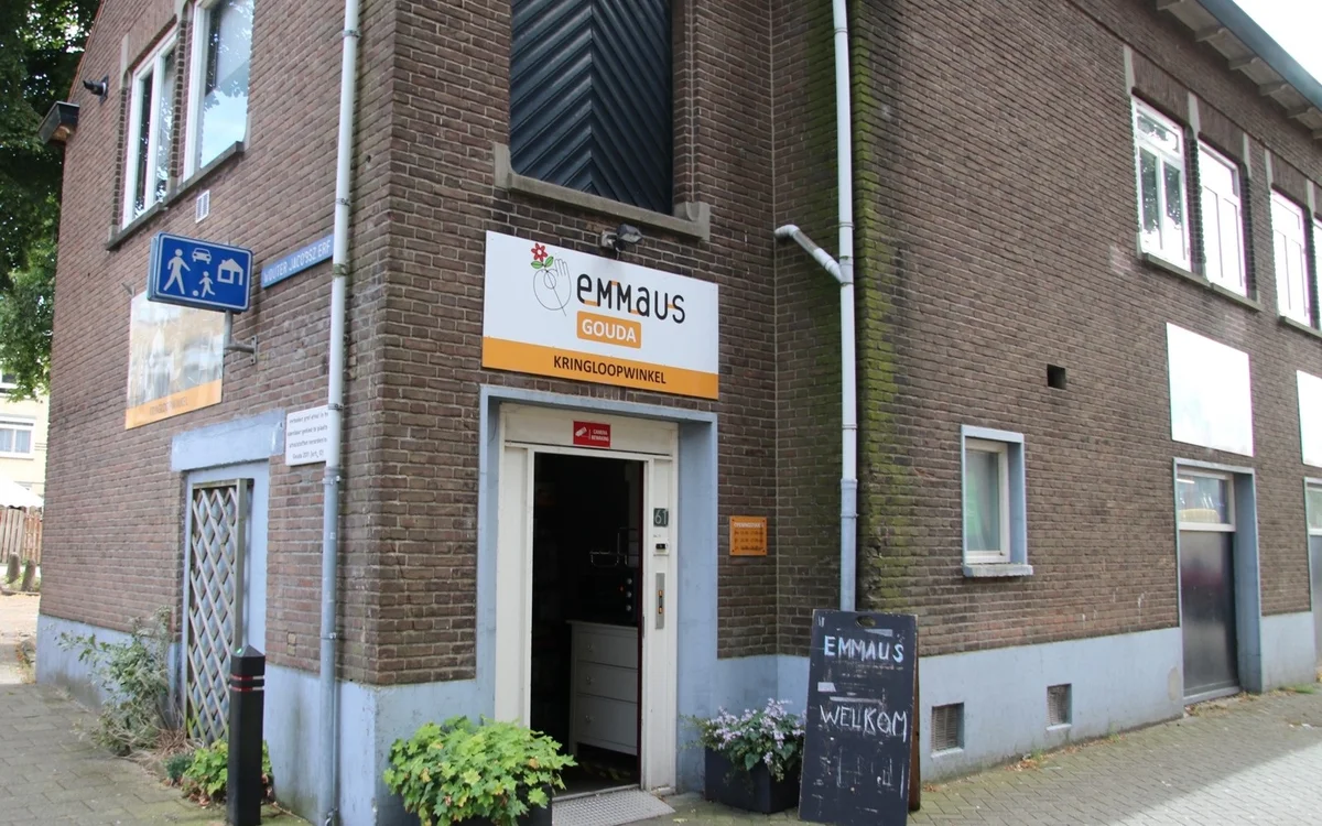 Kringloopwinkel Kringloopwinkel Stichting Emmaus Gouda in Gouda