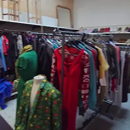 Bezoeker foto van Kringloopwinkel Stichting Emmaus Gouda in Gouda