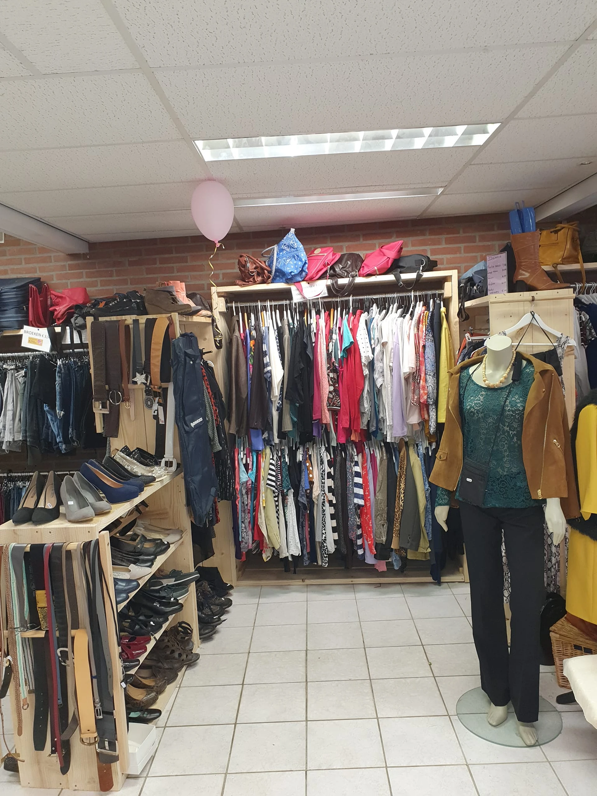 Kringloopwinkel Kringloopwinkel Stichting Goed Gevoel in Beilen