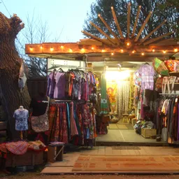 Kringloopwinkel Kringloopwinkel Stichting Hand-Werk in Amsterdam