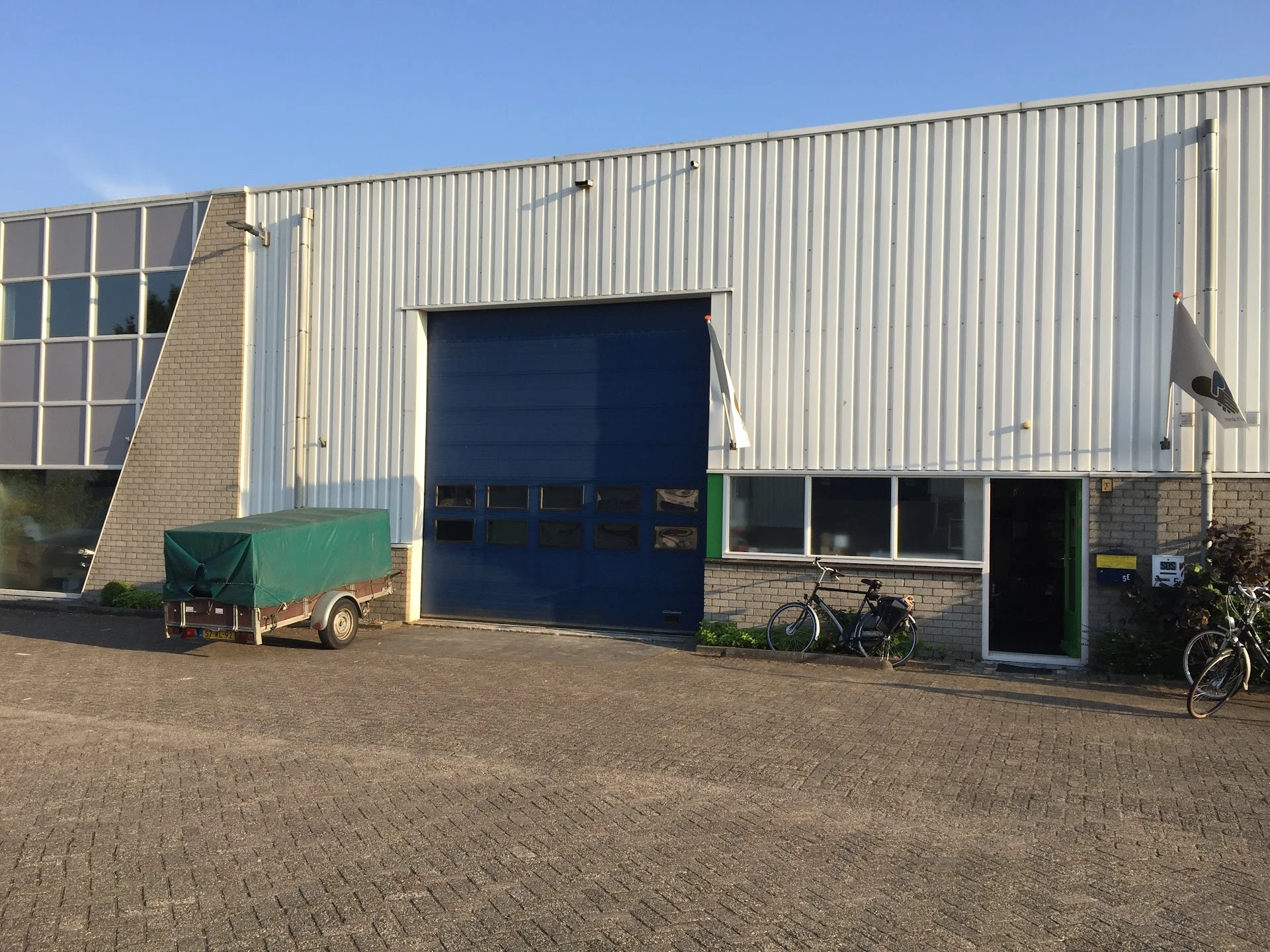 Foto gedeeld door eigenaar van Kringloopwinkel Stichting Hands of Mercy in Oud-Beijerland