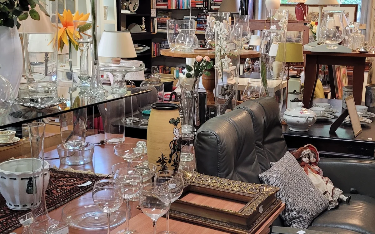 Kringloopwinkel Kringloopwinkel Stichting het Graalhuis in Zoeterwoude